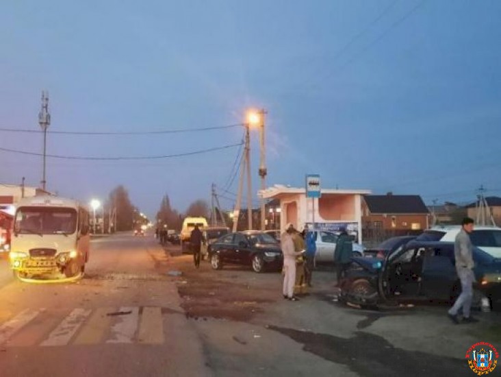 Число пострадавших в ДТП с маршруткой Батайск - Ростов увеличилось до четырех