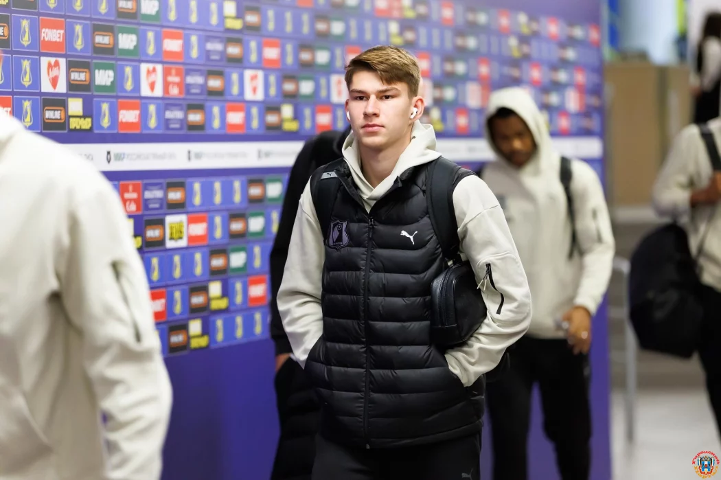 Полузащитник «Ростова» Комаров — о матче против «Крыльев Советов»