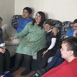 Главу омского благотворительного фонда подозревают в небескорыстной помощи сиротам