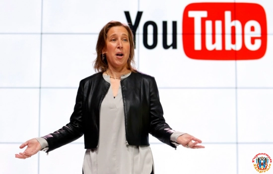 Глава YouTube уходит в отставку