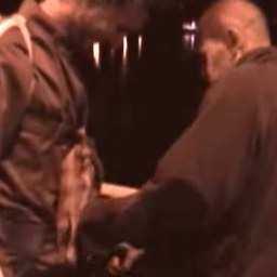 Архивное видео опасных прыжков опубликовали в сети ростовские экстремалы