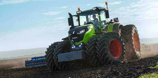 Кубанский фермер стал первым в России обладателем трактора Fendt 1050 Vario