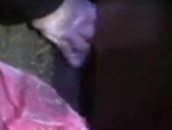 Обнаруженные под торговыми павильонами Ростова психотропные «закладки» попали на видео