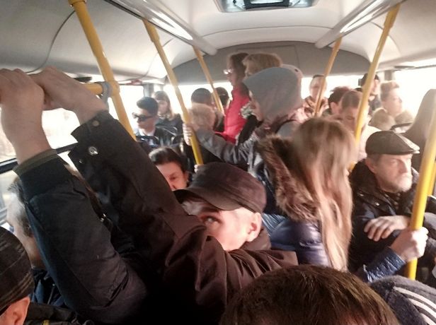 "Горячую линию" для недовольных транспортом пассажиров открыли в Ростове