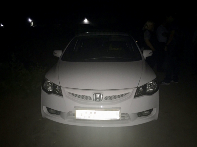Полицейские раскрыли кражу автомобиля, пока его владелец мирно спал в Ростове