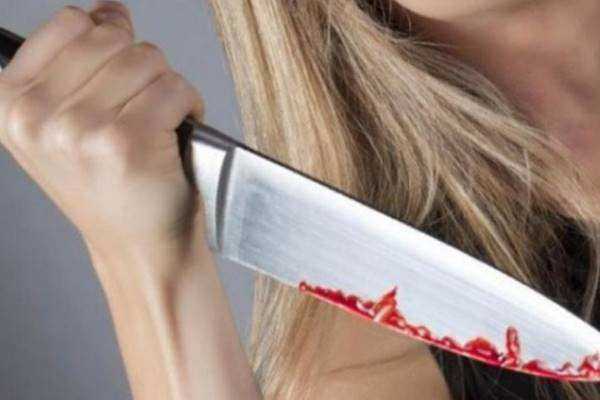 В Ростове 27-летняя девушка 30 раз ударила ножом свою подругу