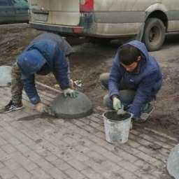 Жители Ростова-на-Дону устали терпеть машины на тротуаре и объявили им бойкот