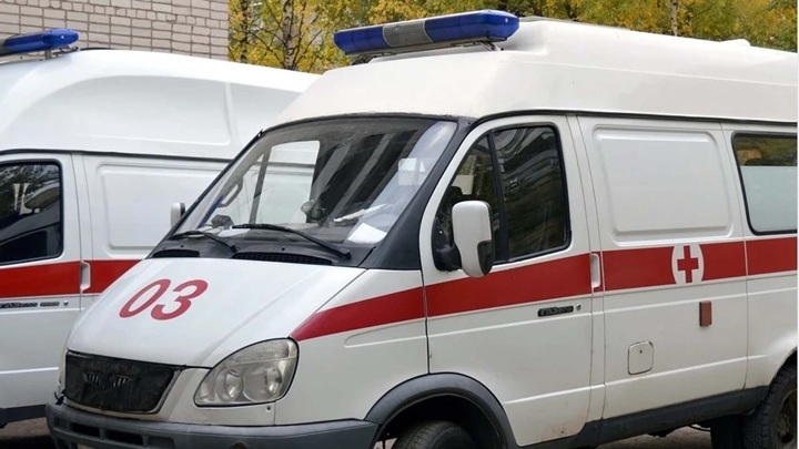 Ярославец повредил машину скорой помощи