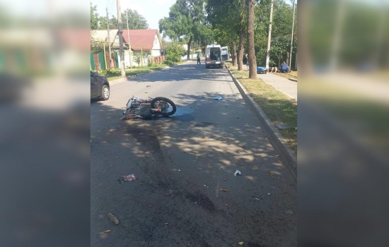 В Ростовской области водитель иномарки сбил подростка на мотоцикле