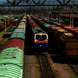 На границе донского региона с Украиной заметили движение 30 поездов