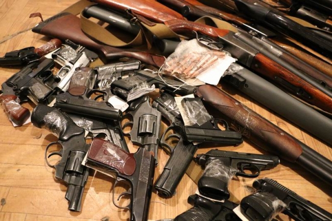 Гранатомет за 10 тысяч, винтовка — за пять: ростовчане могут сдать оружие за деньги
