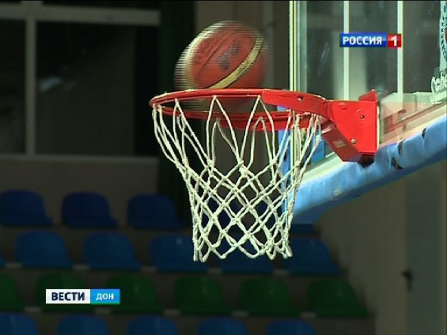 В Ростове проходит баскетбольный турнир на призы олимпийской чемпионки Е. Швайбович
