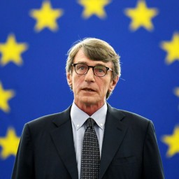 Тяжелые осложнения: глава Европарламента попал в больницу