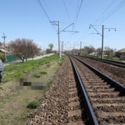 Под Ростовом на железнодорожных путях нашли тело 22-летнего мужчины