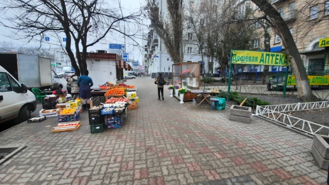 С начала года в Ростове выписали 428 протоколов за нелегальную торговлю
