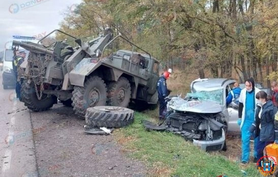 В Ростовской области в ДТП с военным Уралом погибла женщина