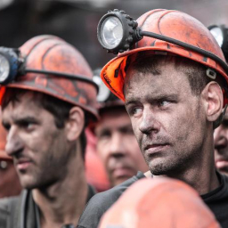 Вместе с экономикой упали и доходы жителей Ростовской области