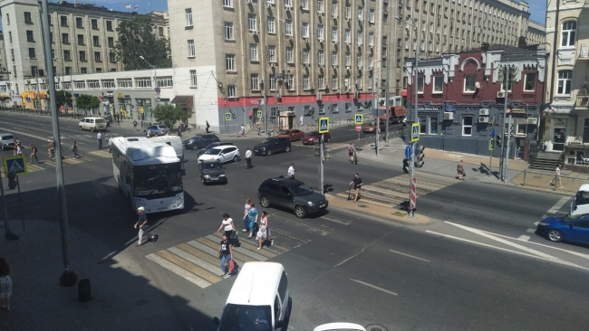 В центре Ростова из-за отключения электричества не работают светофоры