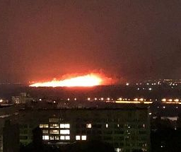 На левом берегу Дона ночью выгорело 10 тыс кв метров травы