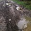 «Просто непролазная грязь»: ростовчане рассказали, с каким трудом ездят по разбитой дороге 2