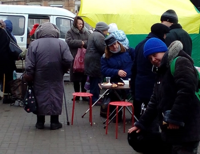 За бортом жизни: как "Ростов без наркотиков" помогает нищим