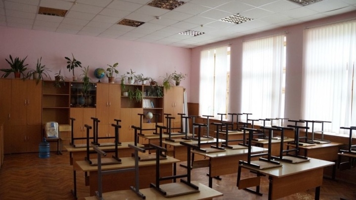 Ученики трех чебоксарских школ заразились коронавирусом