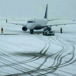 На несколько часов задержали два авиарейса из Ростова