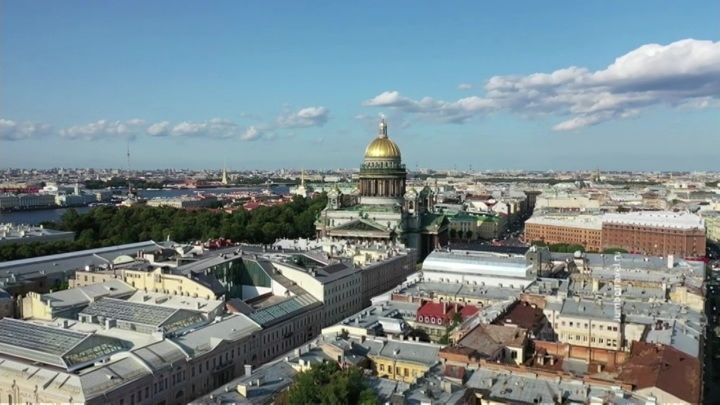 "Культура на стопе": Петербург вводит новые ограничения из-за COVID-19