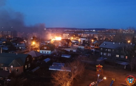 Истребитель рухнул на жилой дом в Иркутске