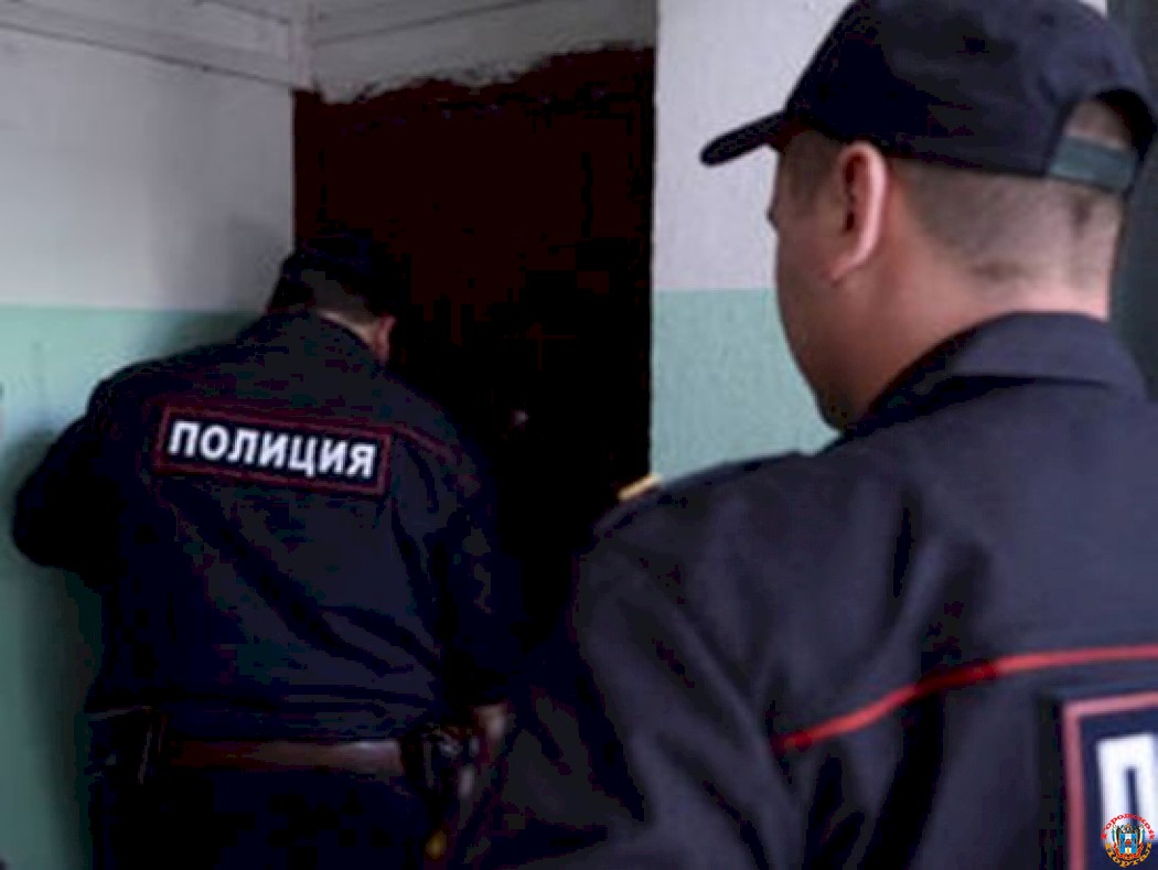 В центре Ростова нашли тела троих мужчин в квартире многоэтажки