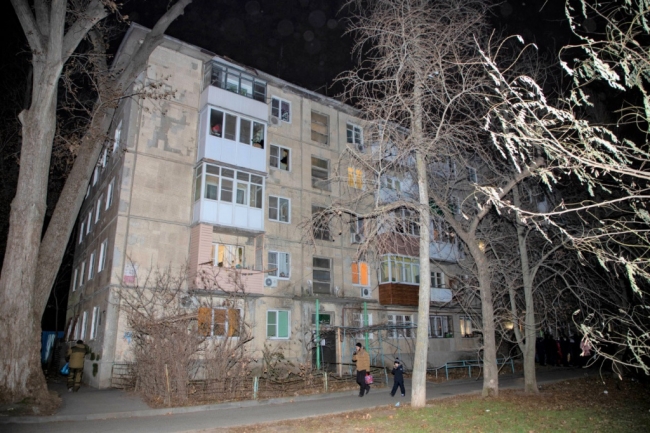 Ростовские власти исключили дом на Кривошлыковском из очереди на капремонт
