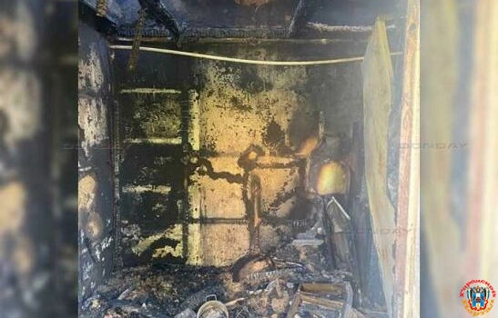 В Шахтах 33-летняя женщина погибла во время пожара в частном доме