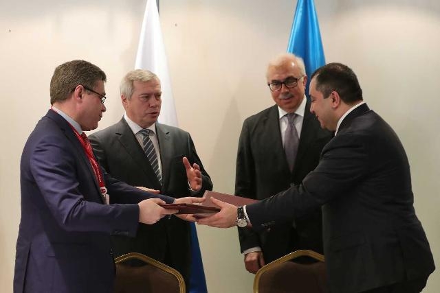 В Азербайджане ростовские компании подписали восемь договоров о взаимодействии