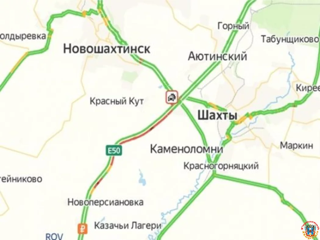 В Ростовской области сотни водителей транспорта стоят в огромной пробке