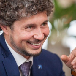 В Ростовской области будут судить человека, обвиняемого в краже у компании Александра Хуруджи миллиарда рублей