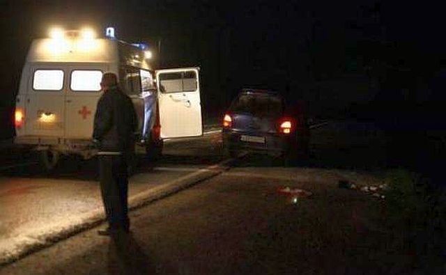 Под Ростовом микроавтобус насмерть сбил пешехода