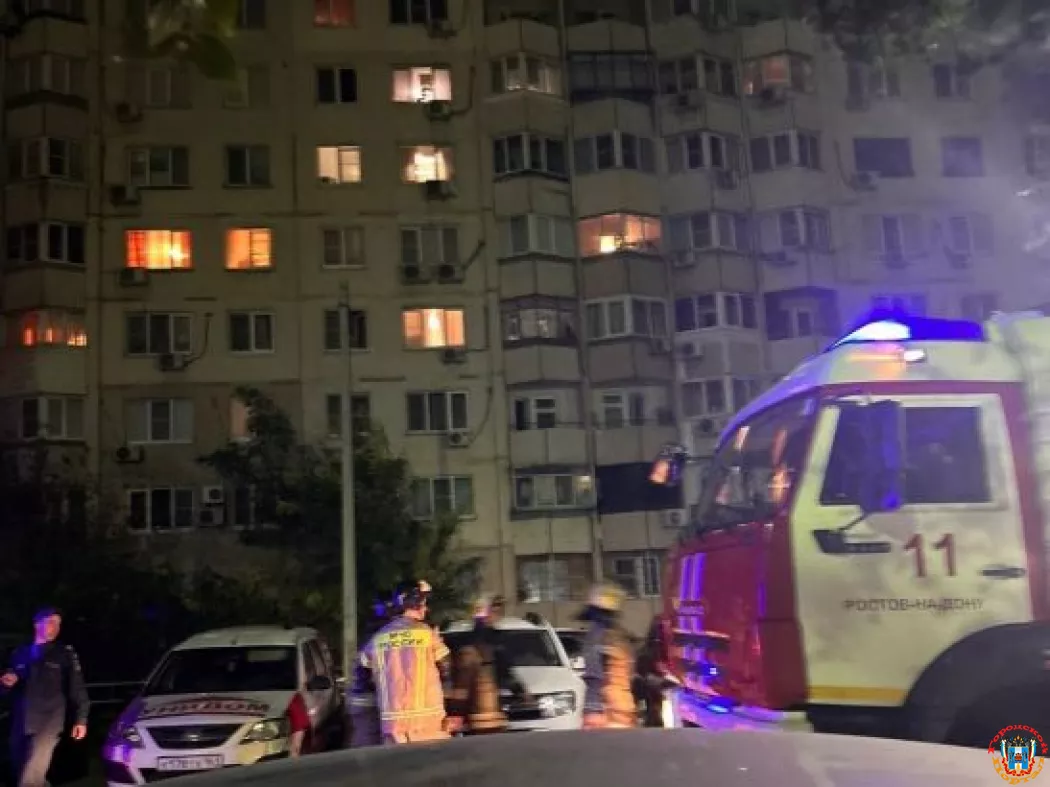 В Ростове сгорела квартира в многоэтажке в Военведе