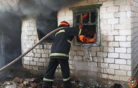 В Ростовской области 37-летний мужчина сгорел заживо при пожаре в летней кухне
