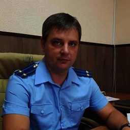 Экс-прокурор Пролетарского района не смог смягчить наказание за получение крупной взятки