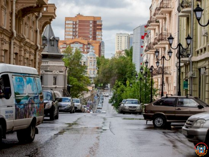 В Ростове на выходных обещают жаркую погоду и дождь