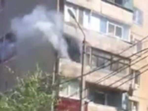В Ростове на Северном сгорел балкон квартиры