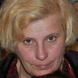 "Кто-то взял ее телефон": кареглазая женщина таинственно исчезла в Ростове
