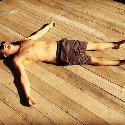 Горячие финские парни The Rasmus "отожгли" на концерте и попарились в баньке в Ростове