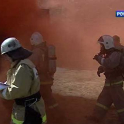 В Батайске на Украинской сгорел автомобиль, есть погибший