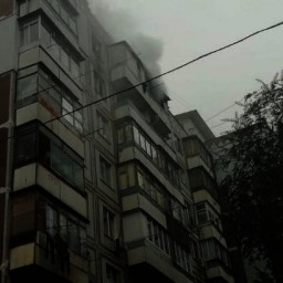 В Ростове из-за пожара в многоэтажке эвакуировали 15 человек