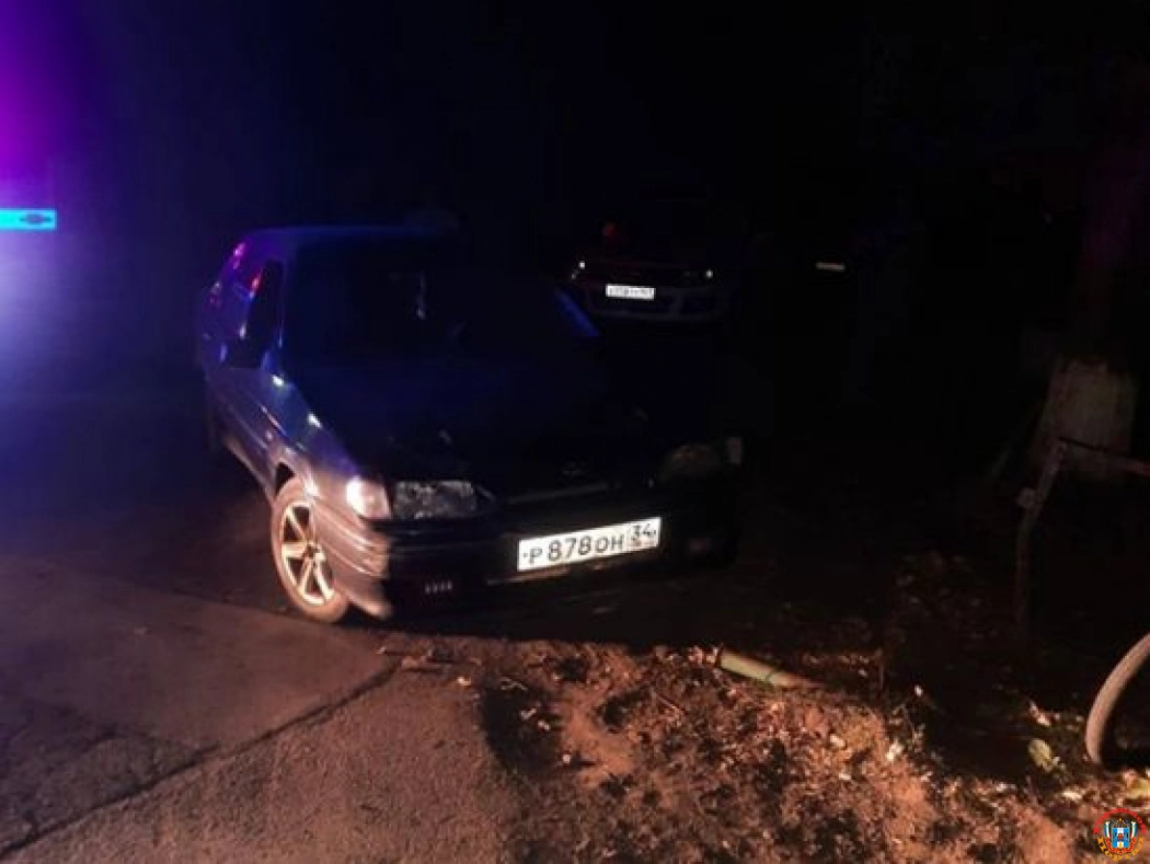 В Ростовской области водитель ВАЗа сбил двоих подростков