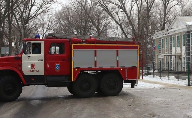 В школы Шахт продолжают поступать угрозы о минировании зданий В школы Шахт продолжают поступать угрозы о минировании зданий