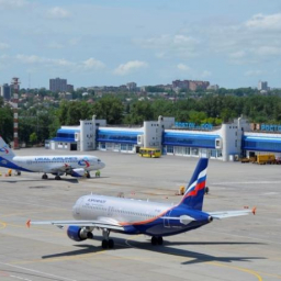 Аэропорт Ростова вновь стал предметом спора между Саввиди и Вексельбергом