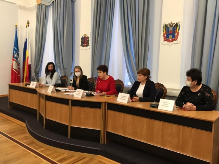 В Администрации города обсудили предоставление гражданам соцпомощи на основании социального контракта