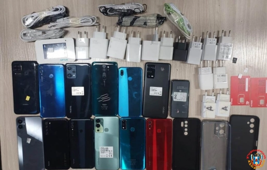 В батайскую колонию пытались пронести 12 мобильных телефонов